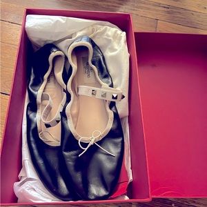 Valentino Rockstud Leather Ballerina Flats. Like New, in Box. Size 41.
